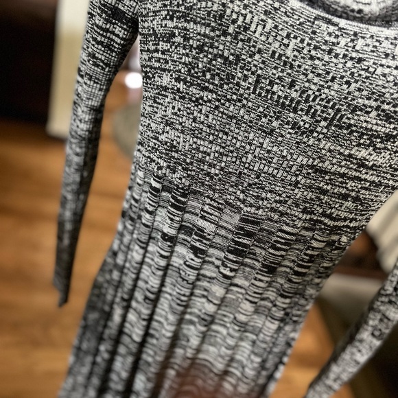Calvin Klein Cowl Sweater Dress Size M Heather Gray - Picture 4 of 5